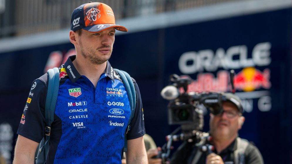 Verstappen swerves around future questions