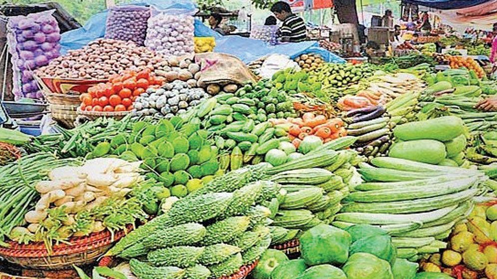 Heavy rain, floods push up vegetable prices in Lalmonirhat