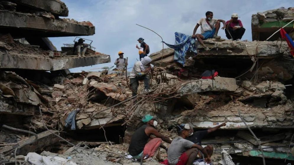 Fake news about quake victims gives Venezuelans false hope