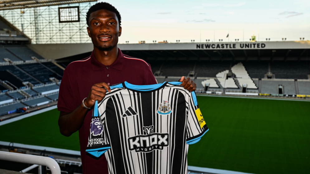 Newcastle sign Monaco midfielder Bamba on five-year deal