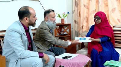 Anvir Bashundhara Group Foundation stands by cancer-stricken teacher