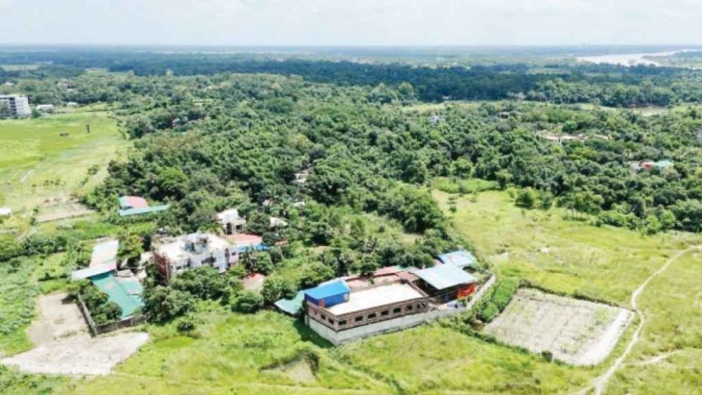Mother's grave faces bulldozer as fresh eviction threatens Purbachal victims