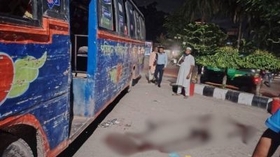 One killed as bus crashes into Kurmitola Hospital wall