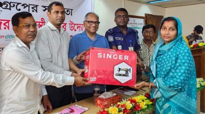 Harijan student among 36 women receives sewing machines in Gaibandha