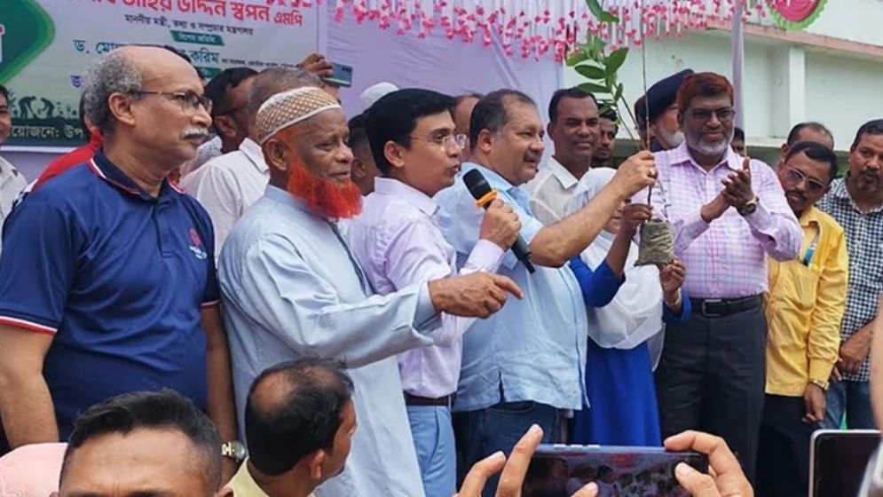 Swapon urges students to participate in sports for proper mental development