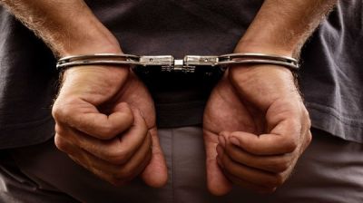 Two held over Australia, Canada visa fraud scheme