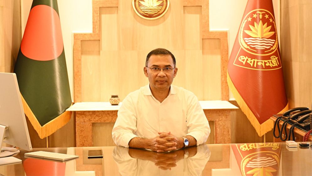 PM orders round-the-clock freight operations at all ports