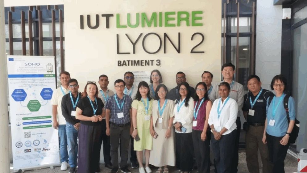 JU delegation attend Erasmus+ smart transportation training in France