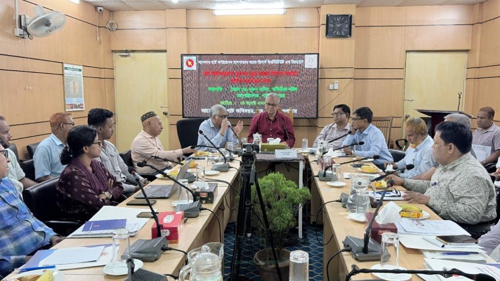 Department of Jute to make all offices smoking-free under tobacco control law