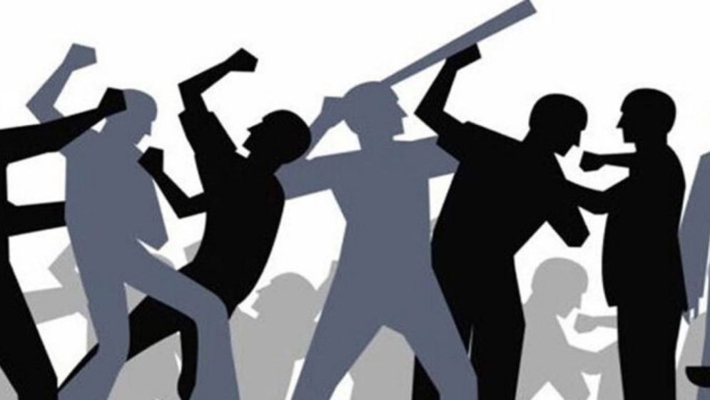 Chhatra Dal, Shibir engage in clash at Dhaka College