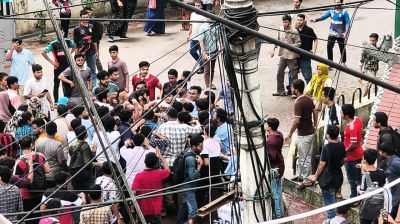 70 injured in clash between Shibir-Chhatra Shakti and JCD at JnU