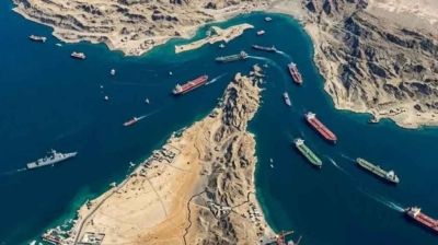 Iran says close to Hormuz plan with Oman, but reopening depends on US