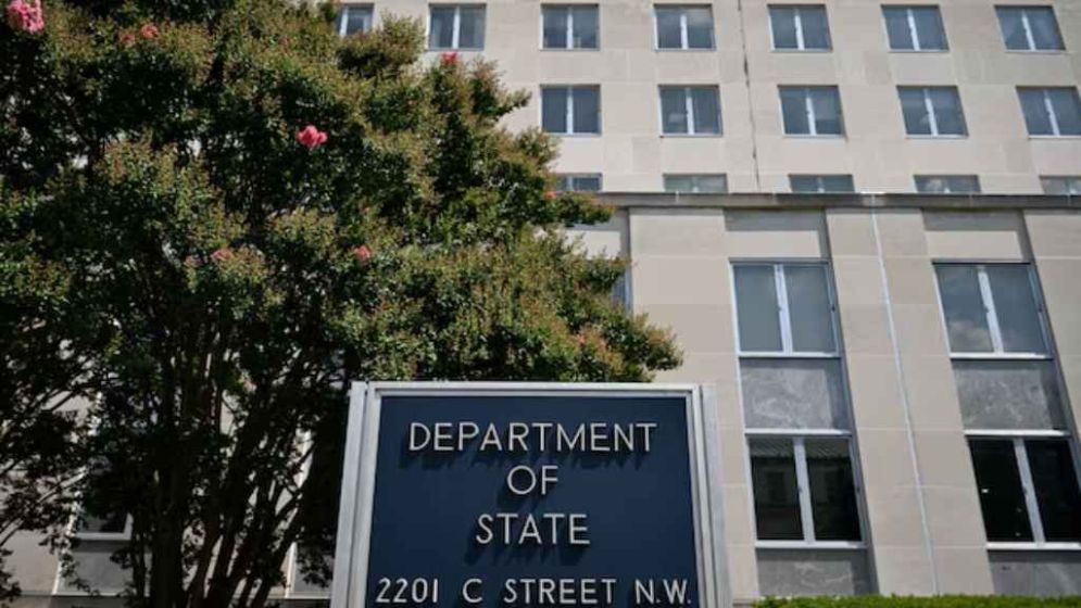 US to vet social media of foreign journalists applying for visas