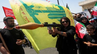 Trump's Iran dilemma: He's stuck in war with no exit in sight