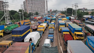 20-km traffic jam on Dhaka-Chattogram highway in Cumilla