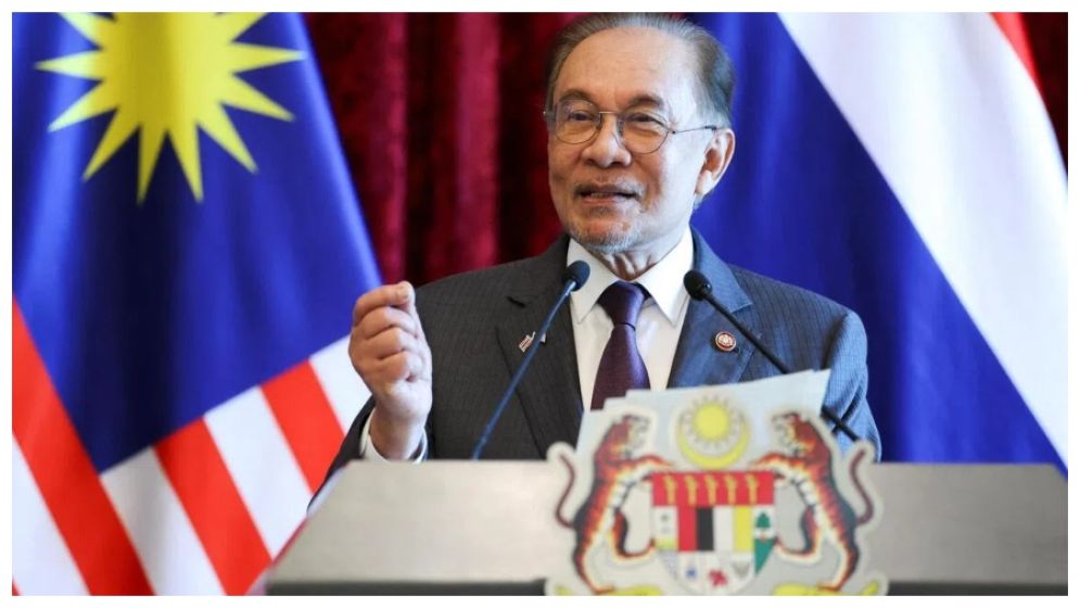 Malaysia PM Anwar undergoes elective surgery to treat hernia