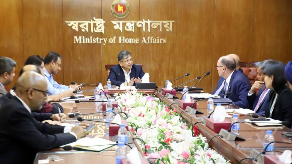 Home minister urges US businesses to boost investment in Bangladesh