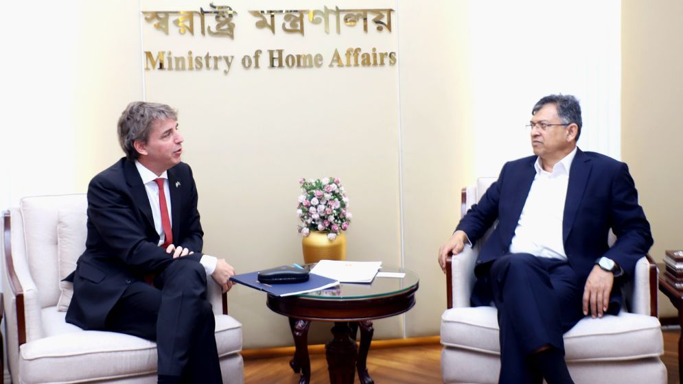 Swedish ambassador meets home minister