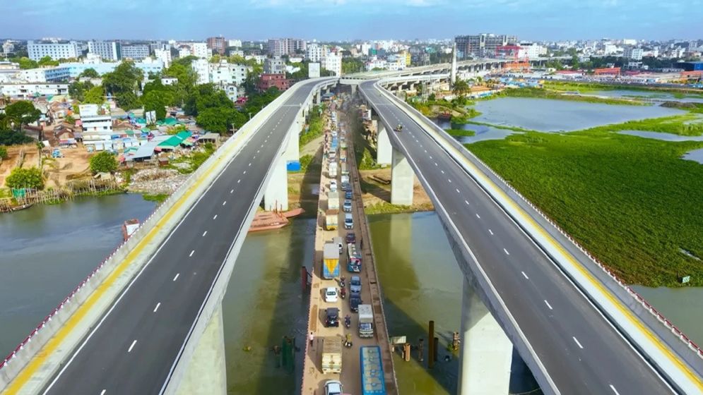 Officials instructed to complete 'Dhaka-Ashulia expressway project' before deadline