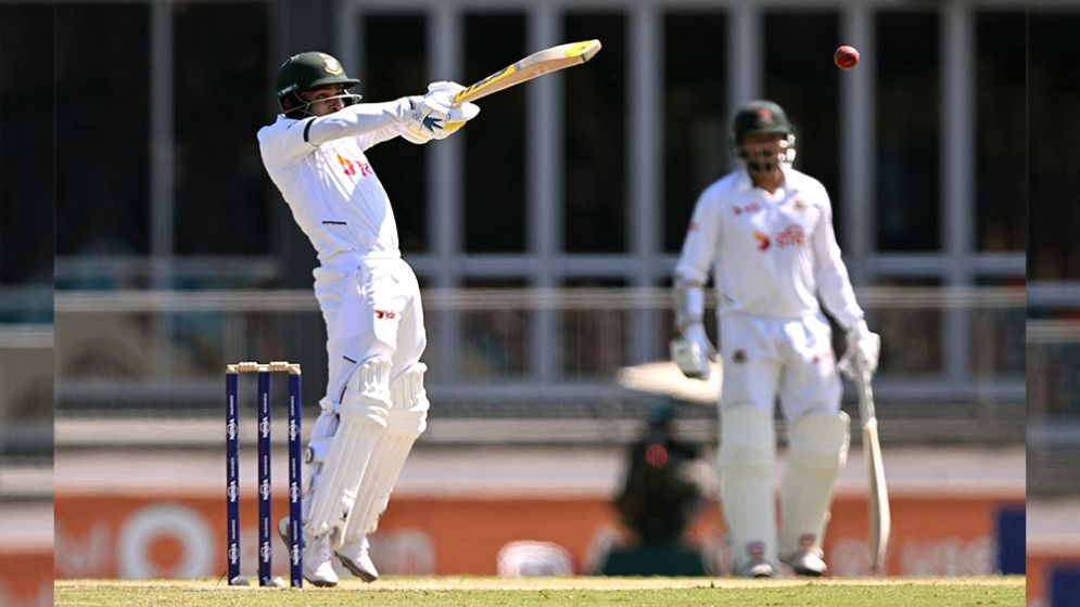 Miraz’s fifty puts Bangladesh 200 runs ahead, pressure on Australia