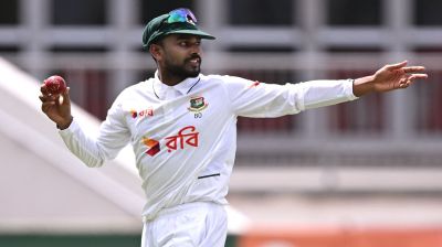 Mehidy Hasan Miraz ends 14-year wait with historic fifer in Australia