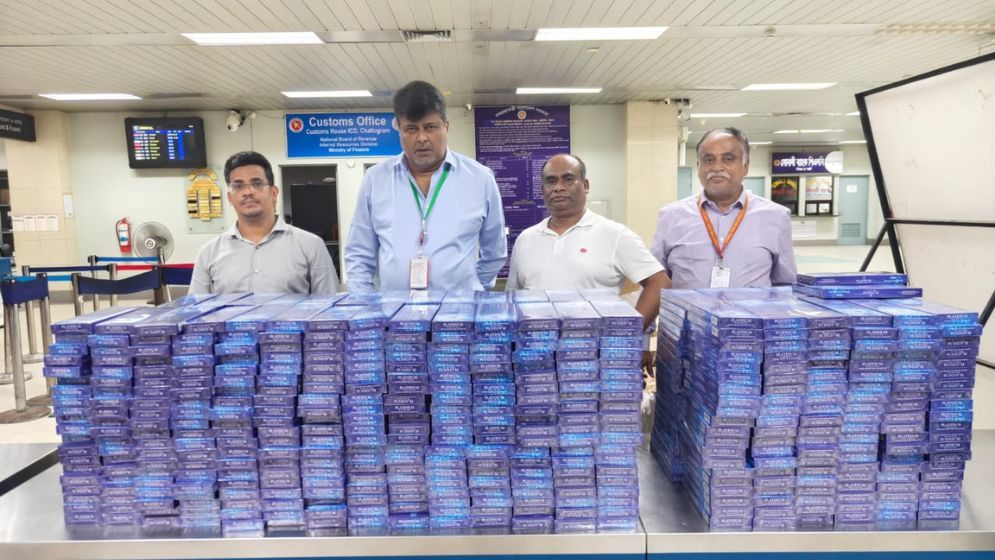 Goods worth Tk5.50cr, including 1,802 cartons of cigarettes, seized at Chattogram Airport