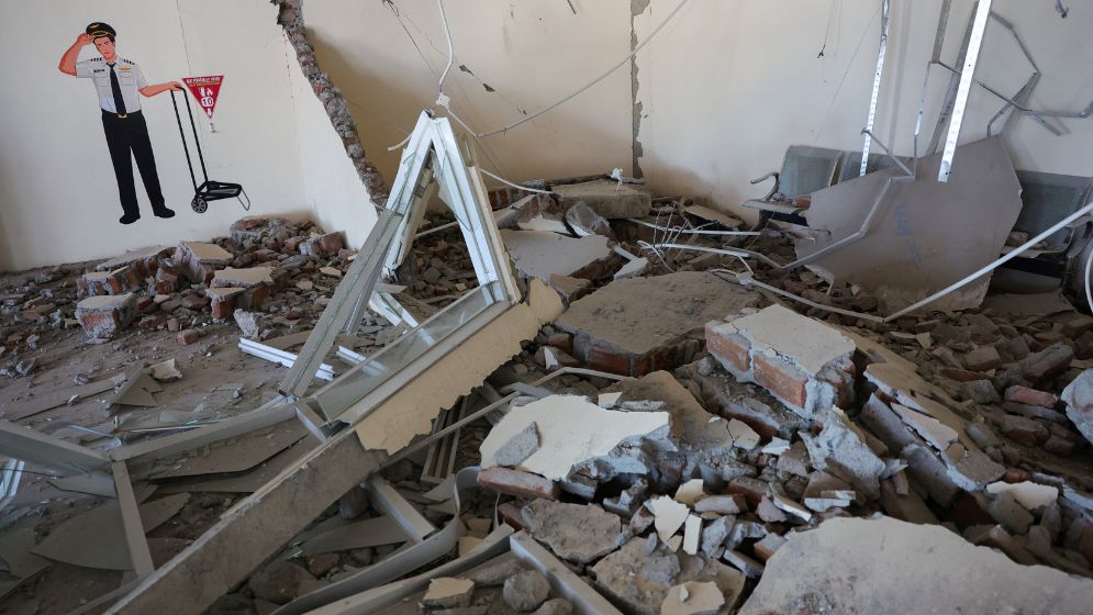 Nearly 13,000 displaced after deadly Indonesian quake