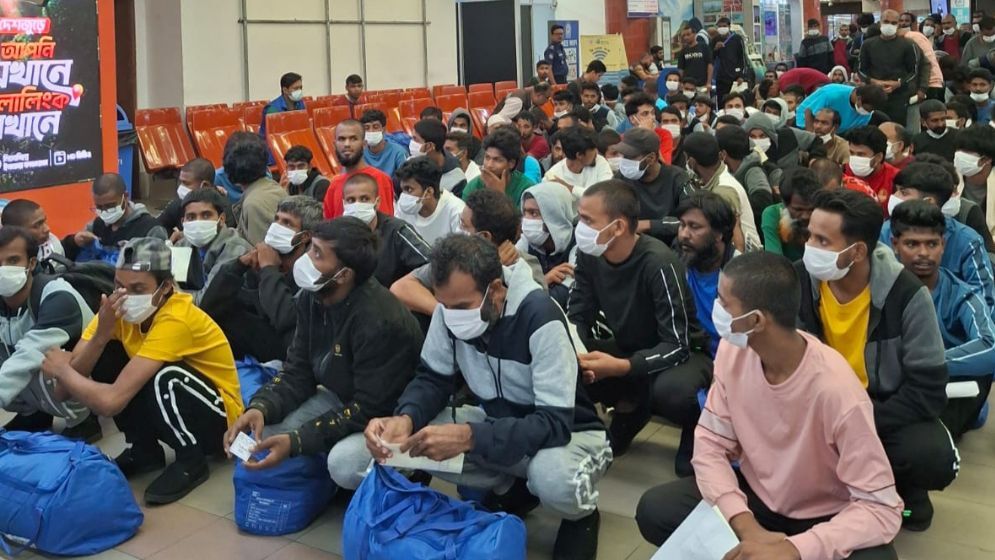174 more Bangladeshis return from Libya