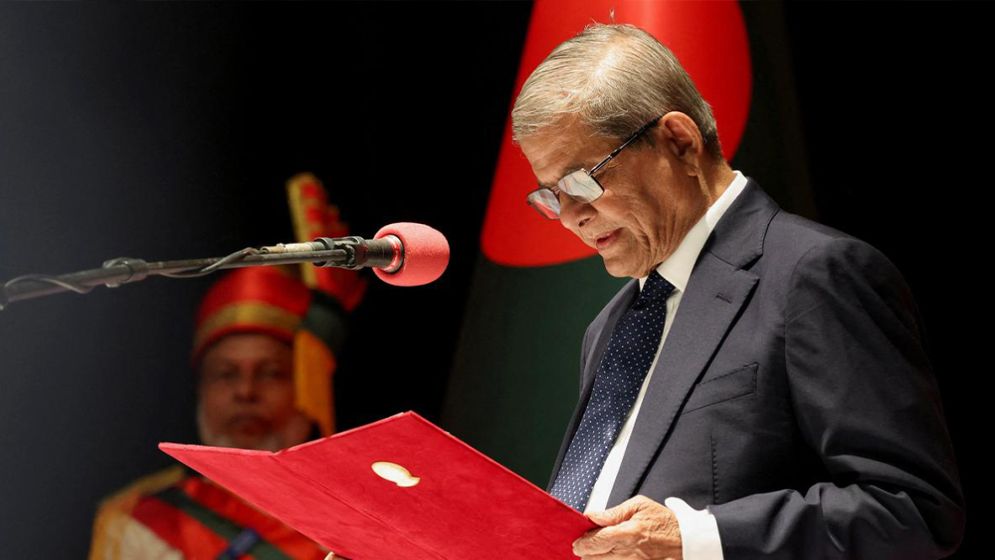 Newly-elected President Mirza Fakhrul pays tribute at Savar National Memorial today