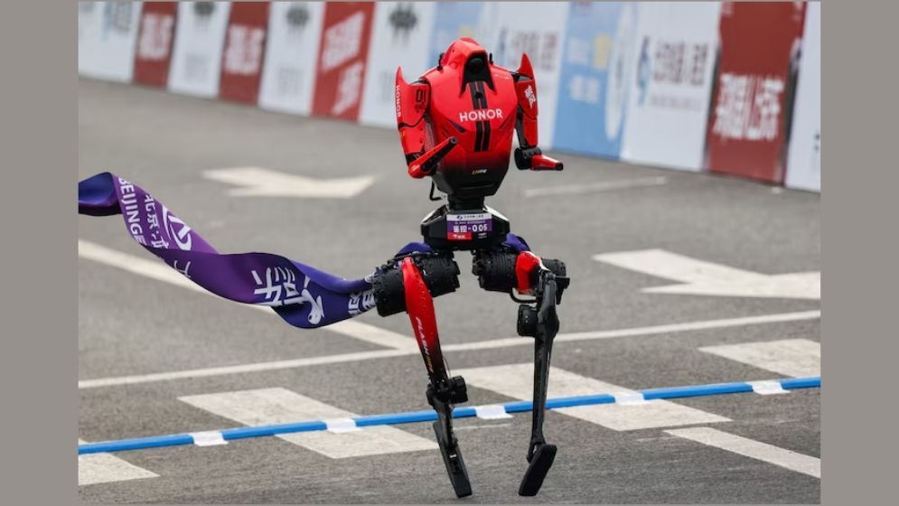 Chinese robot beats Usain Bolt’s 100m world record