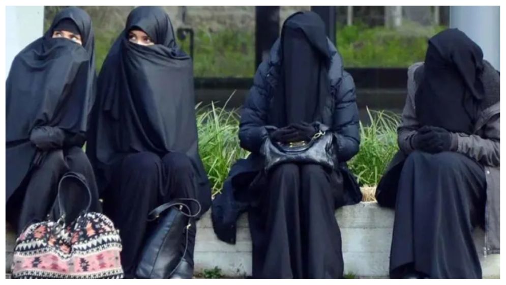 Portugal enacts 'burqa law' banning face coverings in public space