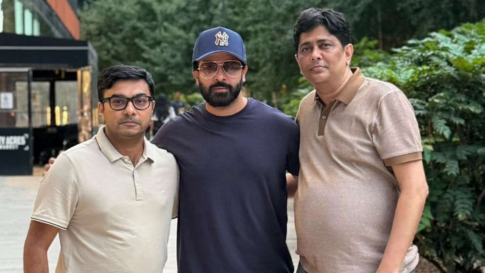 Shakib-Arshad-Himel reunites in New York, sparking new film buzz