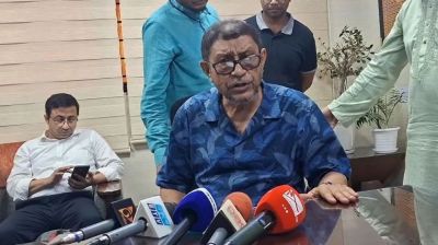 ‘Health hubs’ to be launched in every union across country: Sakhawat