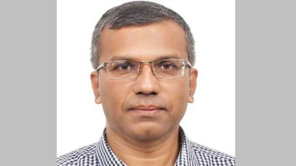 BB Governor directs Sammilito Islami Bank to resume normal operations
