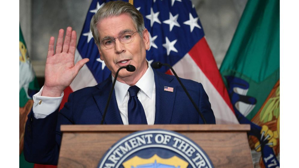 US vows ‘economic asphyxiation’ of Iran with new sanctions