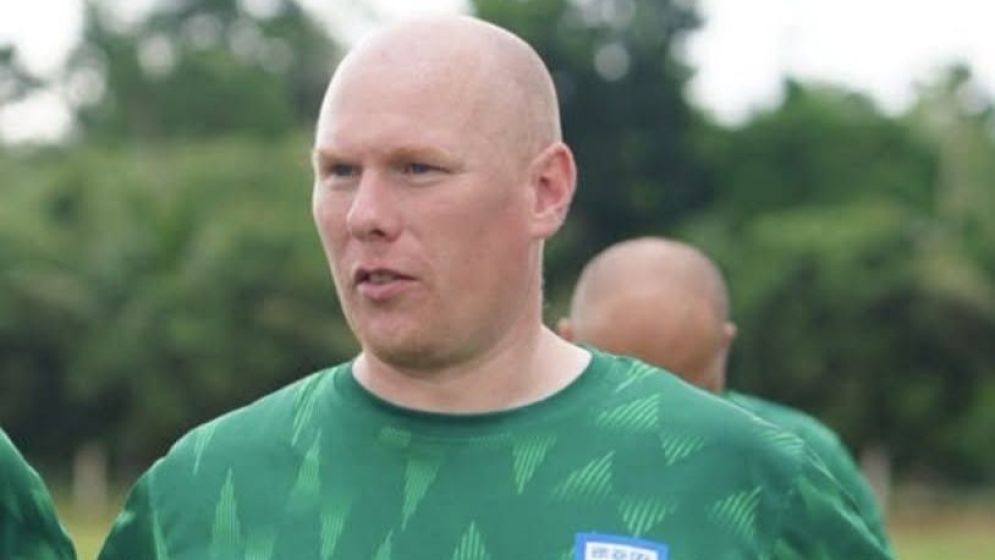 U-20 camp rocked by coach scuffle