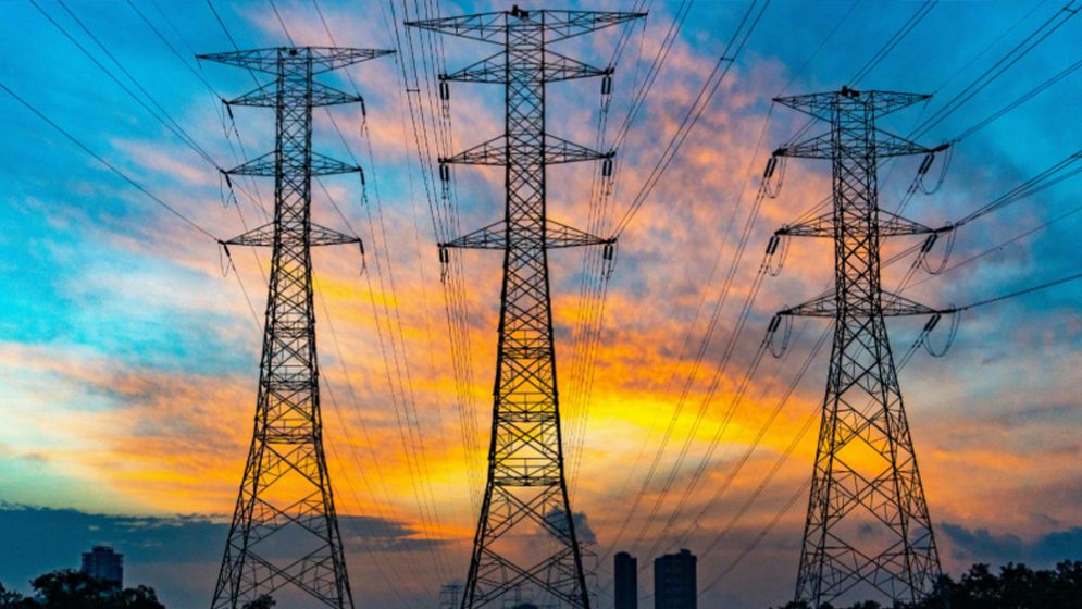 Govt boosts oil fired-power to ease load-shedding