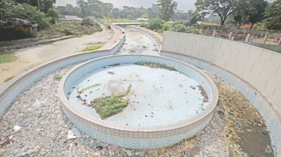 Shahid Zia Shishu Park: Gates shut, work crawls on