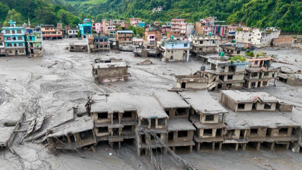 Nepal-Tibet floods: Death toll nears 400, rescuers search for 1,400 missing