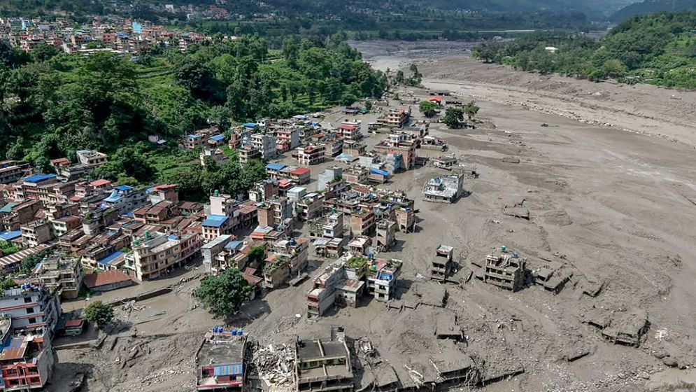 Hundreds missing after Nepal-Tibet flood kills at least 160