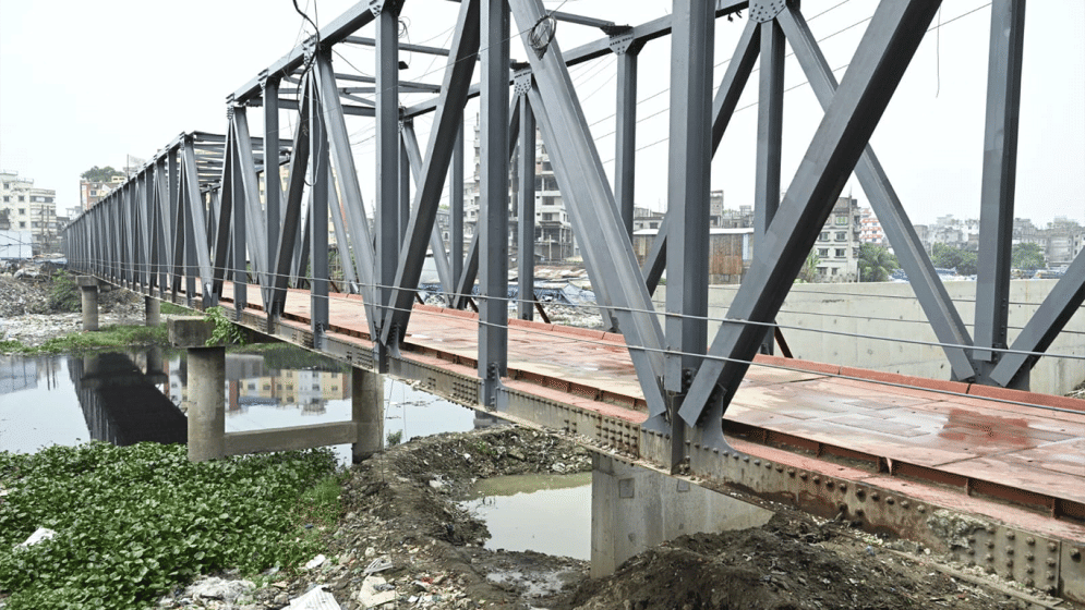 Kamrangirchar Iron Bridge now open only for pedestrians