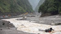 FM says ‘difficult’ to locate missing Australians in Nepal
