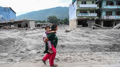 2,400 still missing in Nepal-Tibet flash floods; 586 deaths confirmed so far
