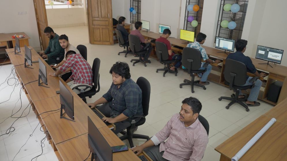 DUCSU sets up computer lab at Mujib Hall