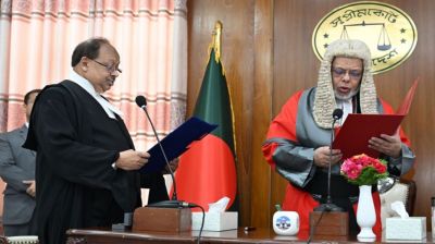 CJ administers oath to Justice Habibul Gani