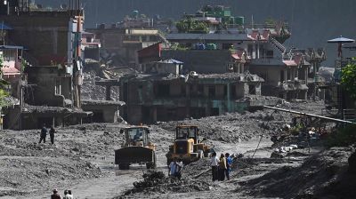 Nepal flood death toll rises to 734 and 2,498 remain missing