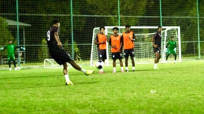 Hostile hosts? Tigers ready