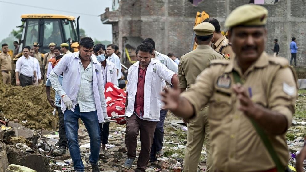 Explosion at India firecracker factory kills 11