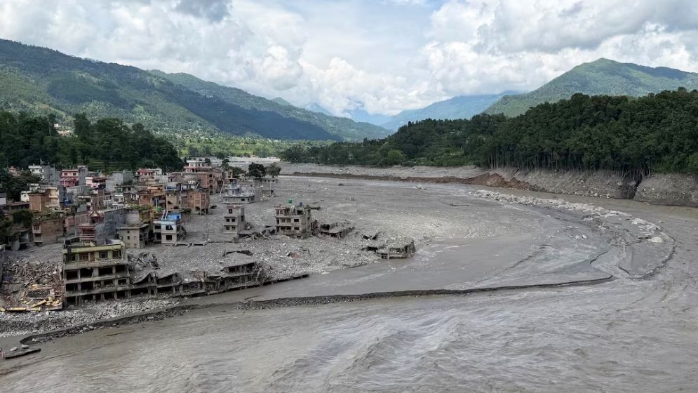 Nepal-Tibet floods: Death toll tops 1,000, over 4,400 missing