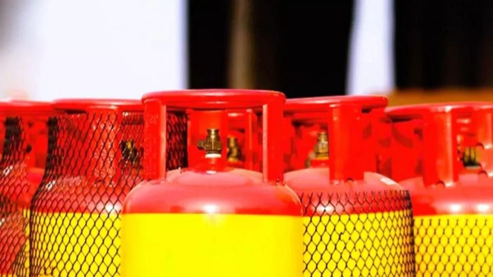 LPG price slashed, 12kg cylinder now Tk1,585